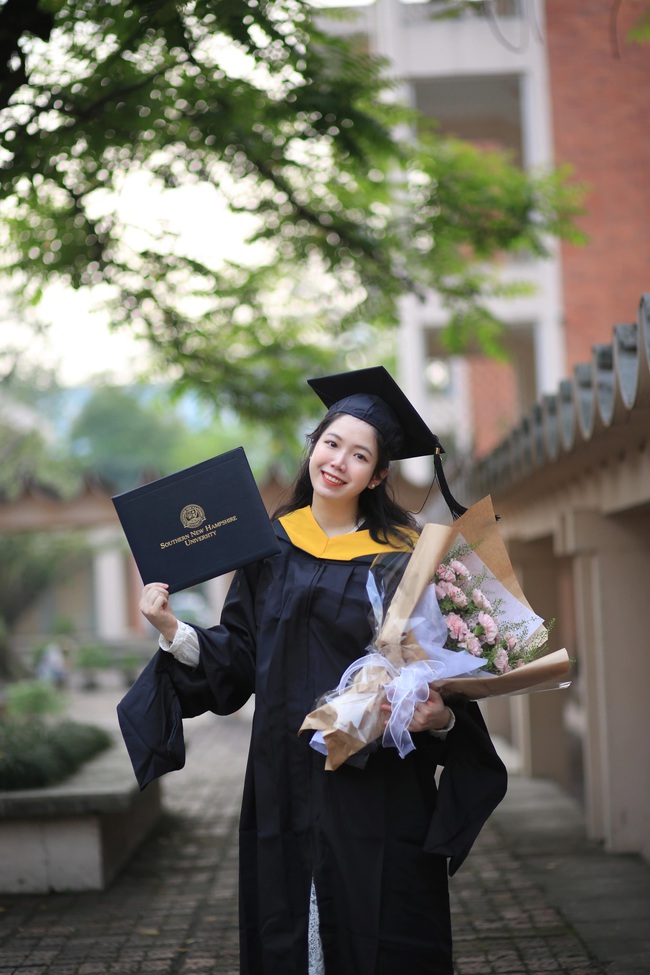 Nhiều thí sinh khóc ròng vì \"ác mộng IELTS 3 bao đỏ\", cô giáo luyện thi chia sẻ: Nắm kỹ 2 điều này thì bao gì cũng không thành vấn đề!